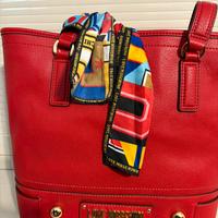 Borsa rossa love moschino