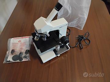 microscopio Leica Galen III