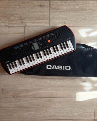 Pianola Casio SA-76 con custodia