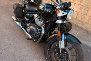 Moto Royal elfi