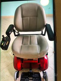 Carrozzina per diversamente abili elettrica