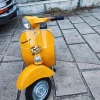 2 Piaggio Vespa 50 faro tondo 3 marce - 1966/1968