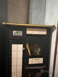 Termo stufa a legna marca Klover 