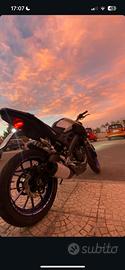 Yamaha MT 125 ABS 2017 + casco integrale