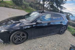 mercedes classe a 180 allestimento amg nigth editi