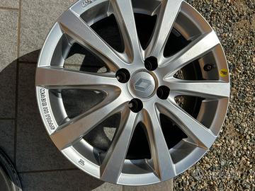 Cerchi Renault 16”