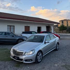 MERCEDES E220D BLUEEFFICIENCY AVANTGARDE
