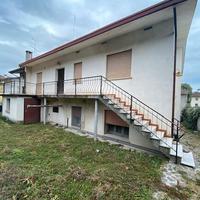 Sarone di Caneva casa da restaurare