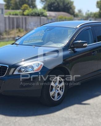 VOLVO XC60 D4 AWD Geartronic Momentum