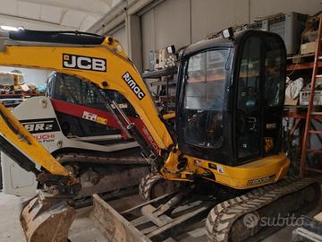 mini escavatore jcb 8035