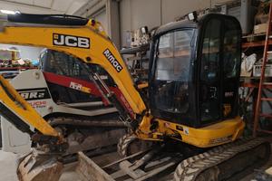 mini escavatore jcb 8035