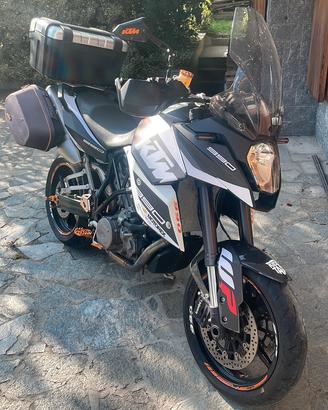 KTM 990 SMT - 2009