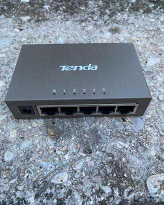 Switch di rete 5 porte Tenda TEG1005D