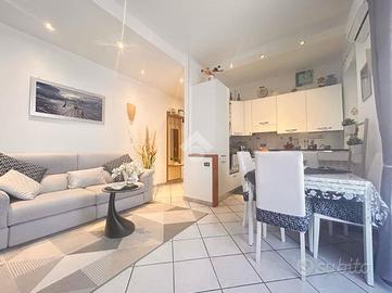 3 LOCALI A LA SPEZIA