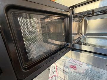Forno a microonde a incasso Indesit