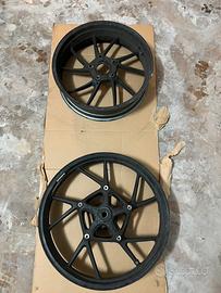 Cerchi in lega bmw gs