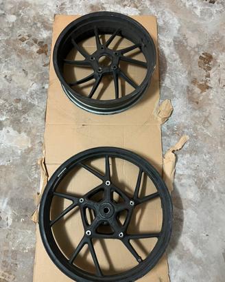 Cerchi in lega bmw gs