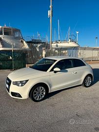 AUDI A1 1.6 TDI - Ambition - 105cv