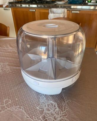 Dispenser girevole per cereali