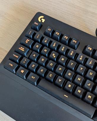 Tastiera Logitech G213