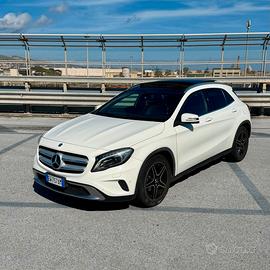 Mercedes GLA 220 4Matic Automatic Premium