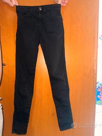 Pantaloni