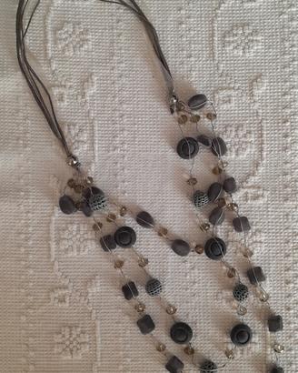Collana lunga decorata