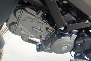 Suzuki v storm 650 
