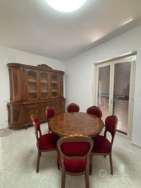 Sala da pranzo in stile classico in legno massello