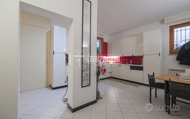 VILLA TRIFAMILIARE A SAN CLEMENTE