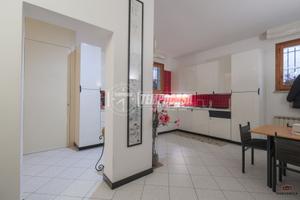 VILLA TRIFAMILIARE A SAN CLEMENTE