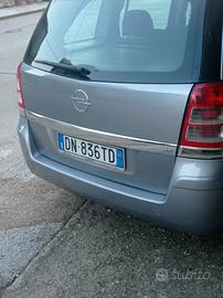 Opel Zafira b 1.6