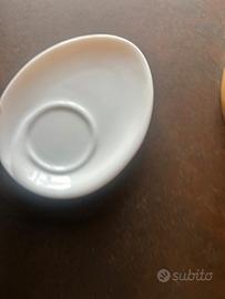 Set  di 6 tazze e piattini