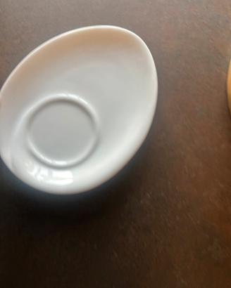 Set  di 6 tazze e piattini