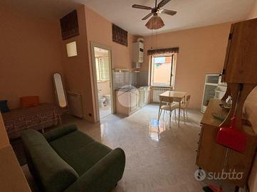 MONOLOCALE A MONTE PORZIO CATONE