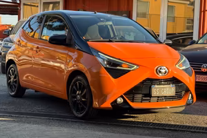 Aygo Connect 1.0 VVT-i 72 CV 5 porte x-clusive-uni