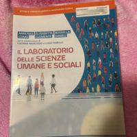 Libro scolastico scienze umane