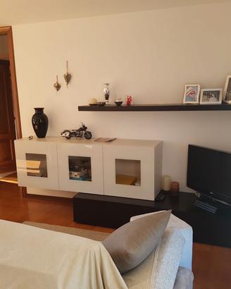Credenza LAGO sedie e salotto