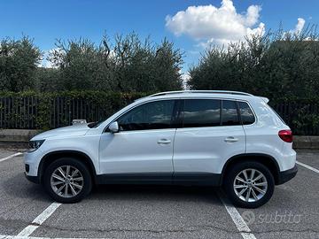 WOLKSWAGEN TIGUAN 4 MOTION