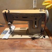 Macchina da cucire Singer 267