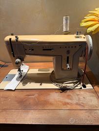 Macchina da cucire Singer 267