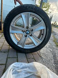 Gomme con cerchi di Bmw 235/50/R18