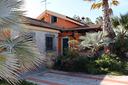 splendida-villa-con-ampio-terreno
