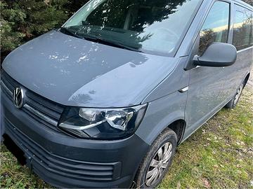 VW T6 150CV. 9POSTI