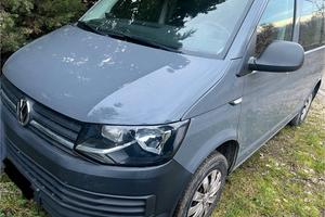 VW T6 150CV. 9POSTI