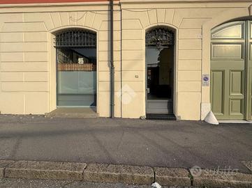 NEGOZIO A BRESCIA