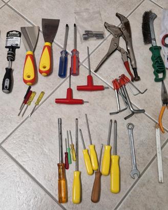 Chiavi per officina auto moto