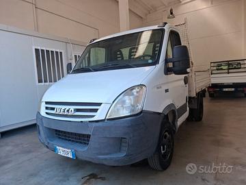 IVECO Daily 3510 Ribaltabile Trilaterale 2.3