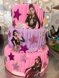 Torta scenografica huntix
