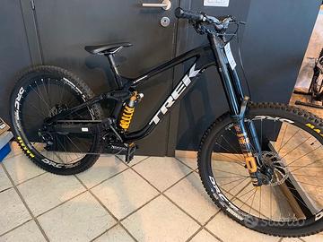 BICI DOWN HILL TREK SESSION